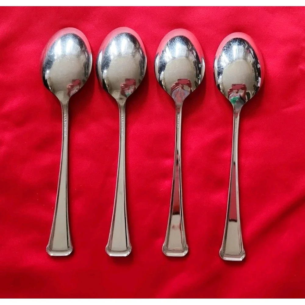 Oneida Maestro SSS Stainless Steel Oval Soup Spoons Set of 4 Silver Flatware